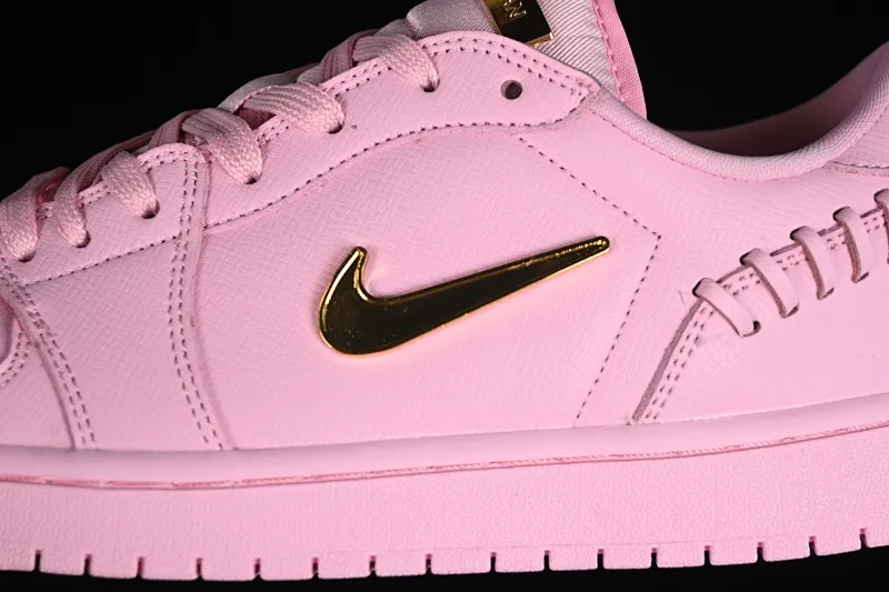All categories Air Jordan Jordan series basketball shoes Air Jordan 1 Low Air Jordan 1 Low "Method of Make" AJ1 Joe 1 pink low-top cultural and leisure sports sneakers FN5032-600
